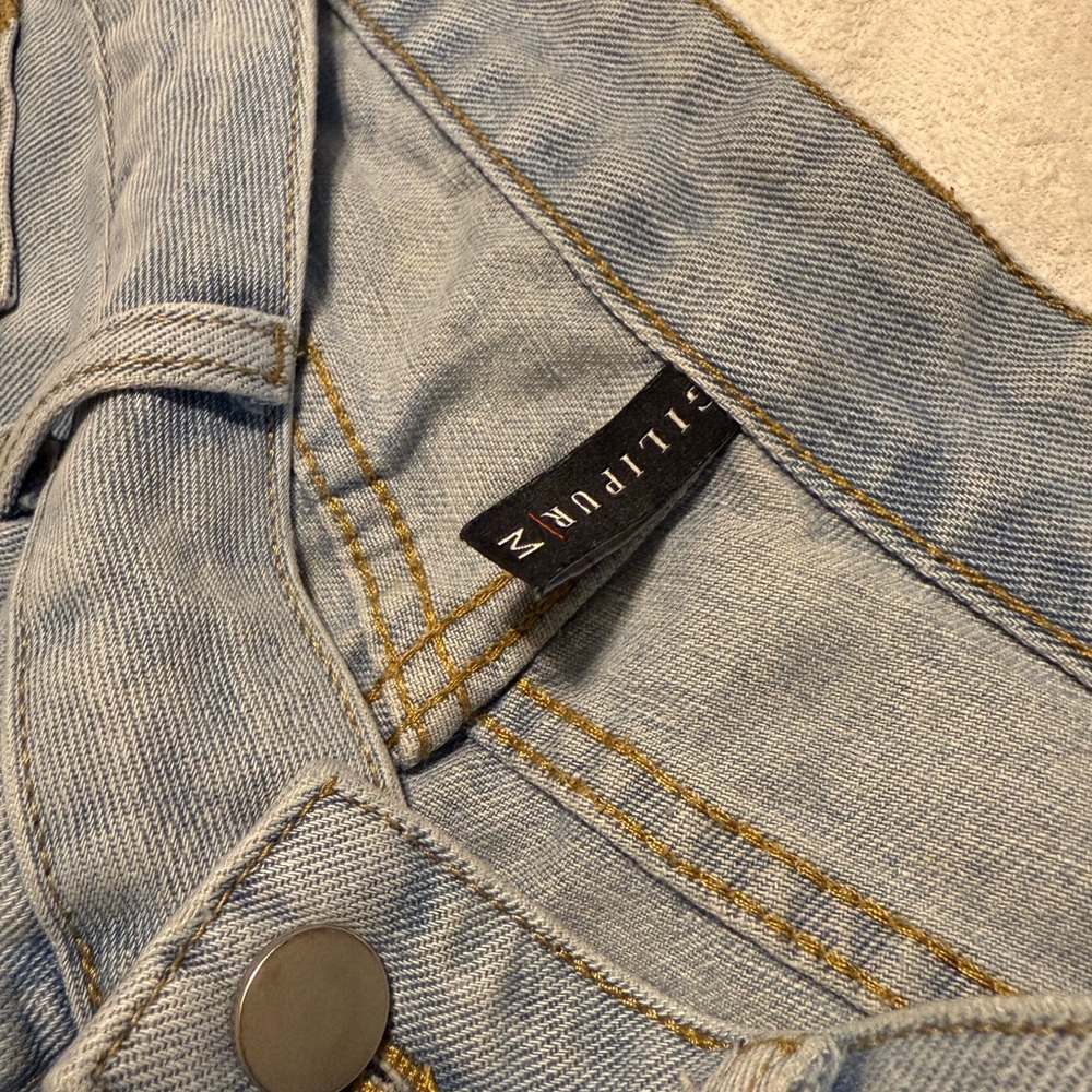 Y2K Star Embroidered Jeans | Light Wash | Size M - Picture 4 of 4